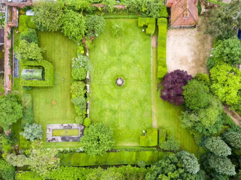 © 2019 - Drones and Landscape Gardening Projects