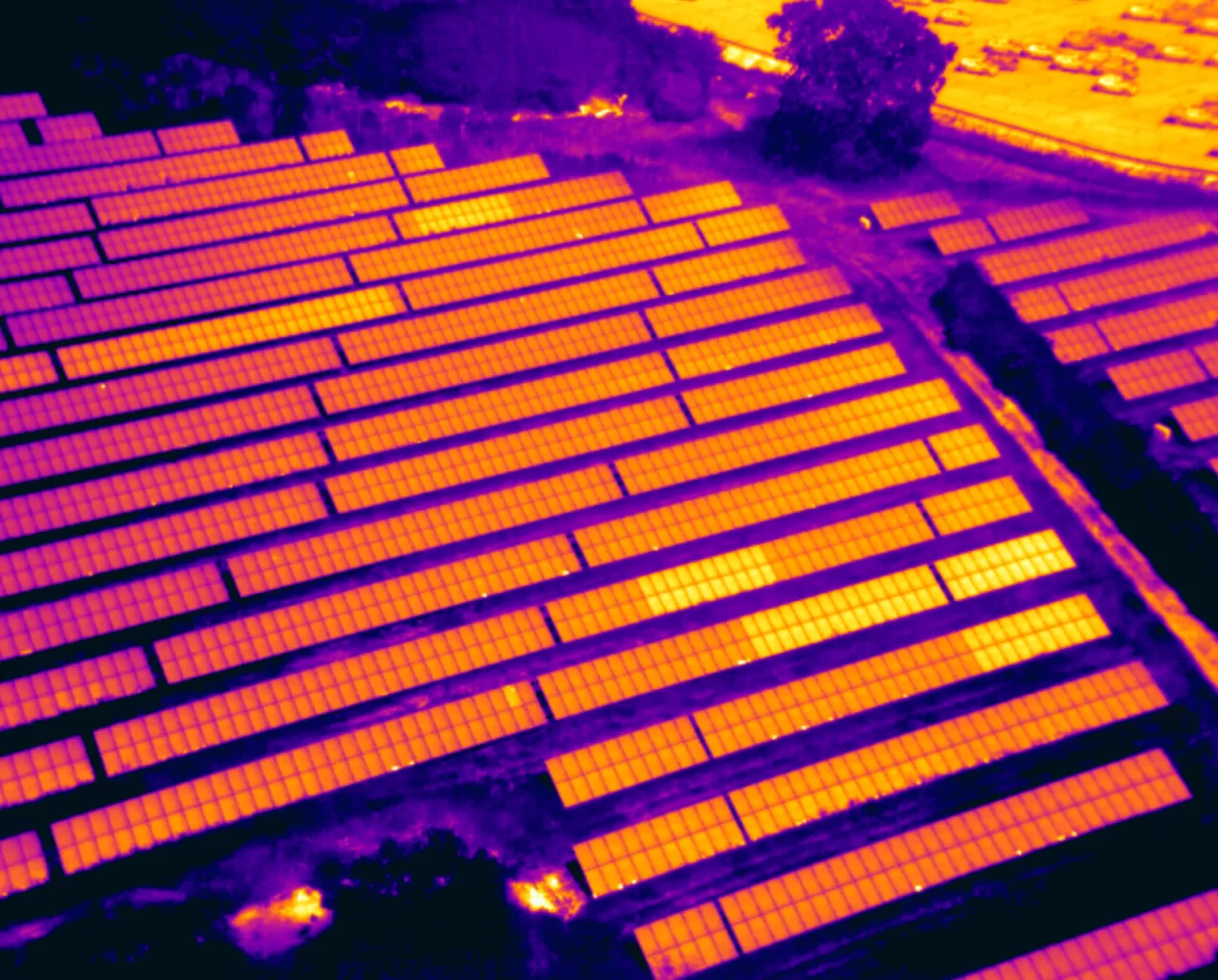 © 2019 - The Drone Based Solar Farm Heat Hunt 🔍