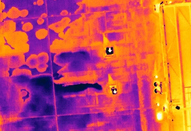 Water roof leak seen with thermal imaging