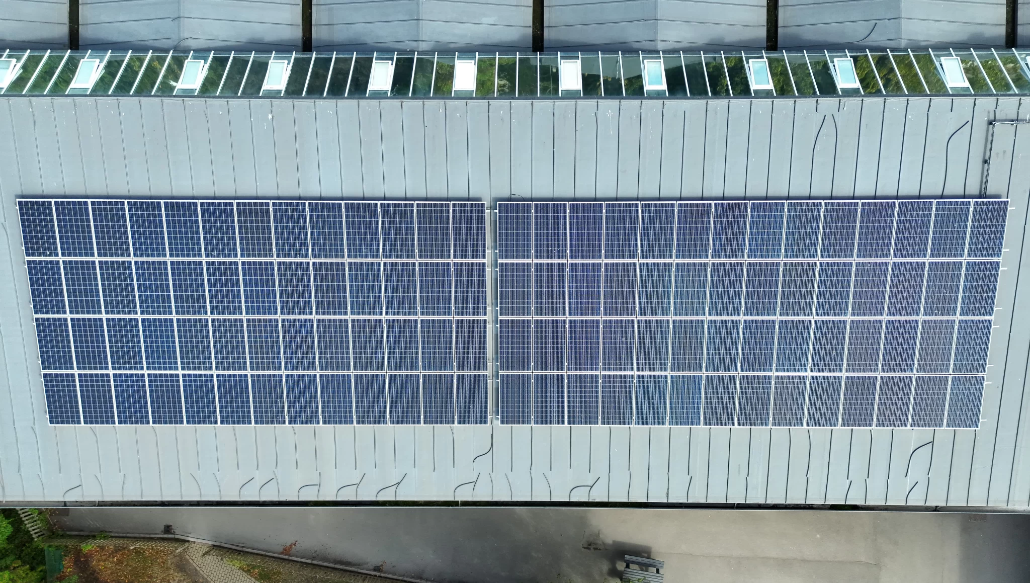 School roof solar arrays School roof solar arrays